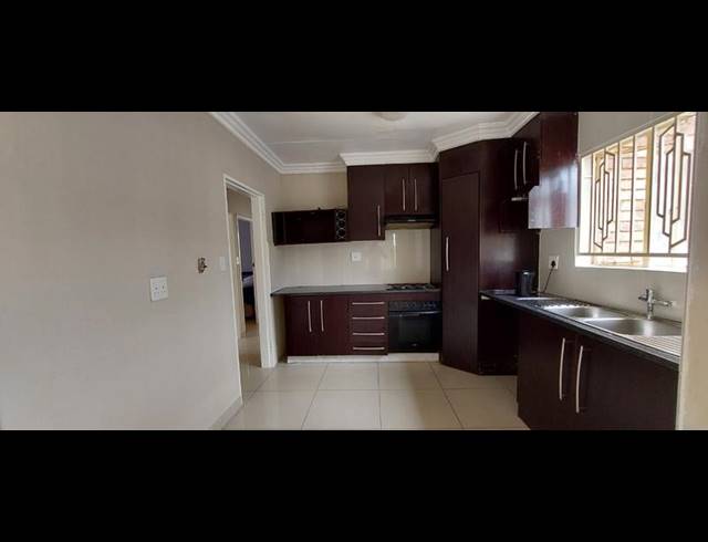 4 BEDROOM HOUSE FOR SALE IN DANVILLE